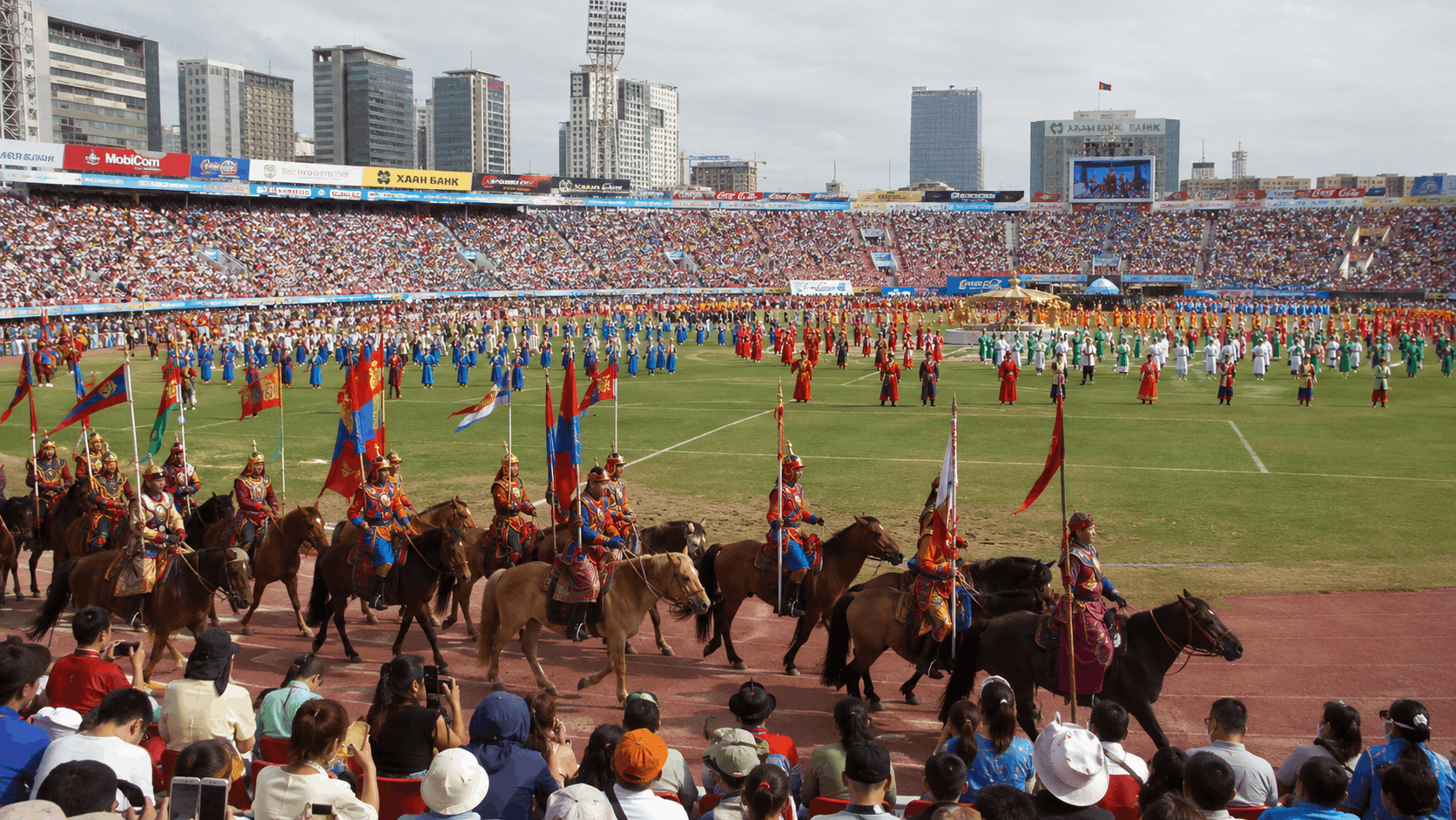 Naadam in Mongolia: the great national festival of the steppes